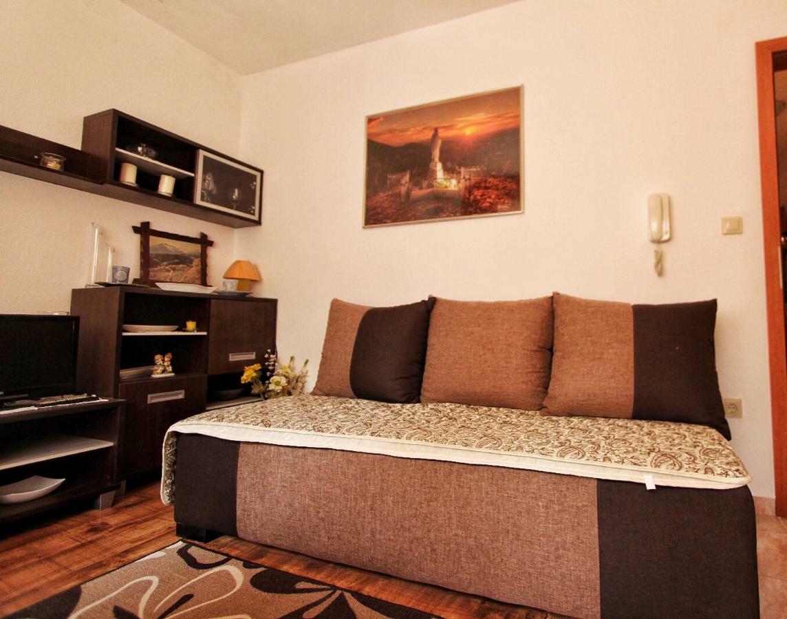 Apartments Filip Podstrana Dış mekan fotoğraf